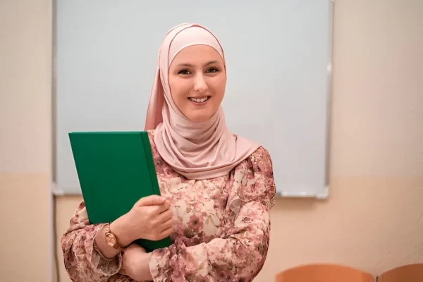 Arabic-Grammar-Classes-for-Women-1024x683